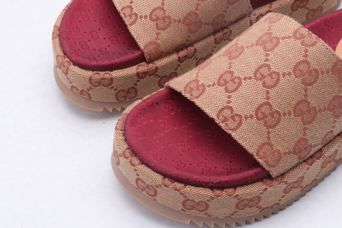 guc sandal