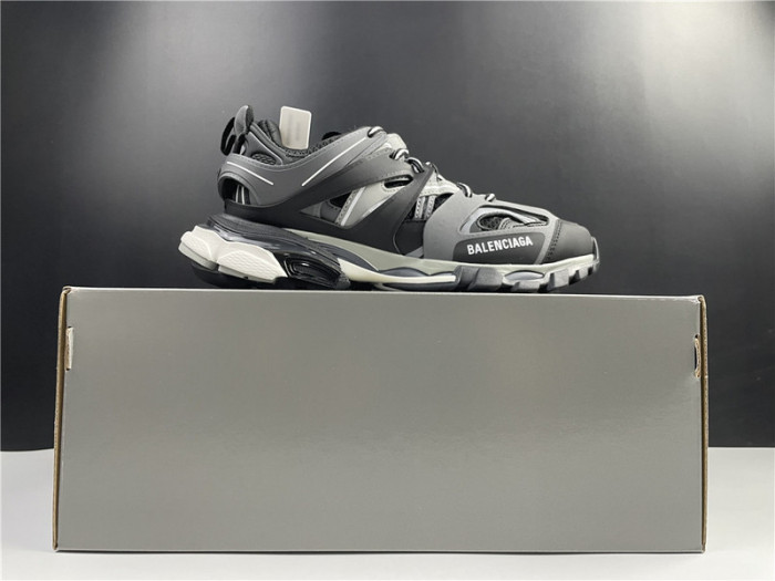 bl tess s. gomma trek low sneakers