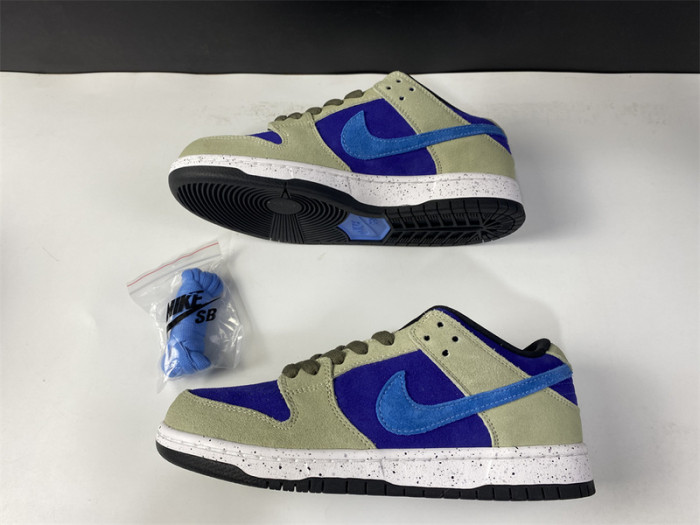 nike dunk low sb celadon bq6817-301