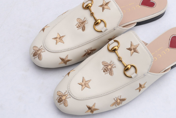 guc loafer