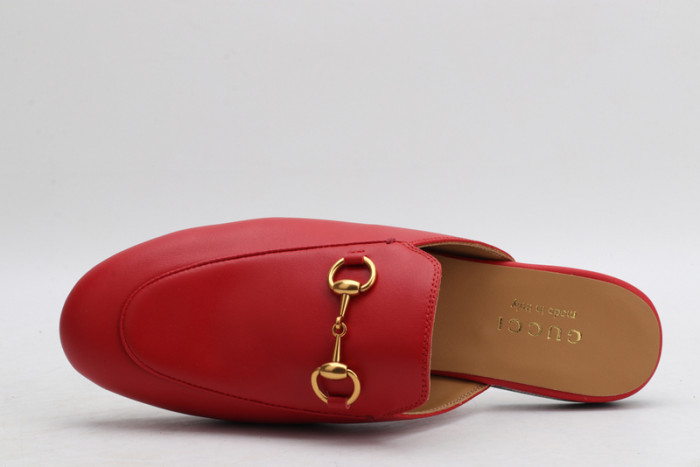 guc loafer