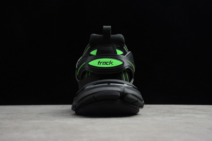 bl tess s. gomma trek low sneakers black green 11607