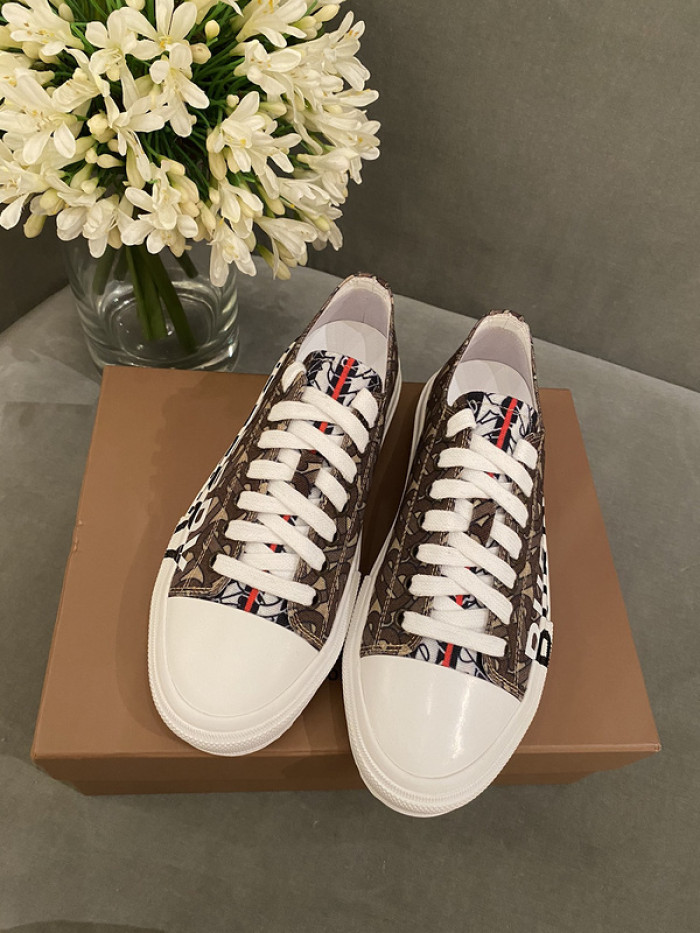BUBERY SNEAKER