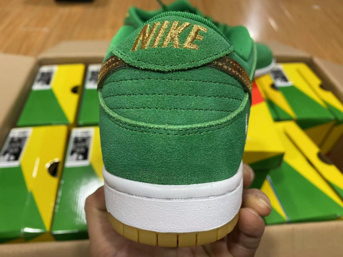nike sb dunk low pro st. patR1ck