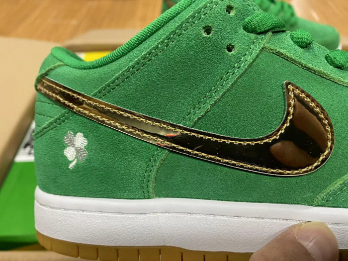 nike sb dunk low pro st. patR1ck
