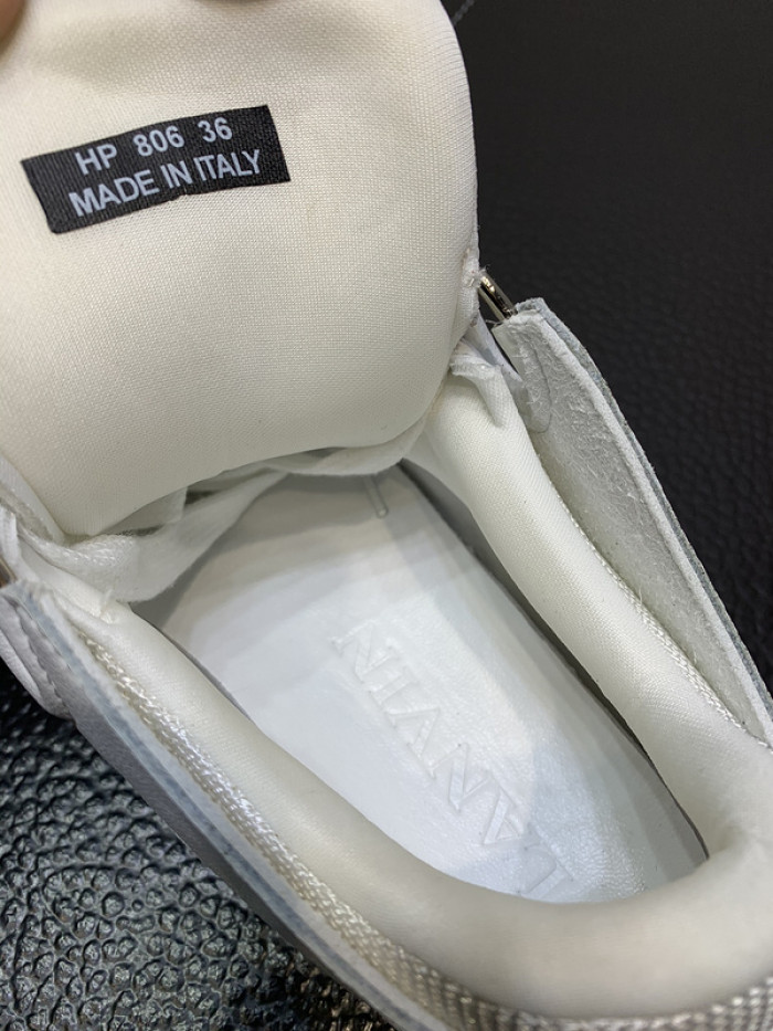 Lanu1n curb sneaker
