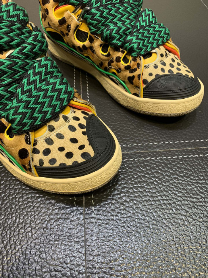 Lanu1n curb sneaker