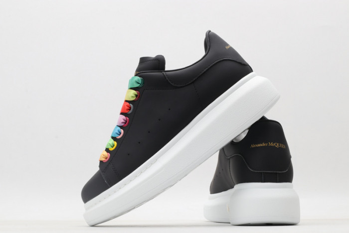 alex mcqu sneakers