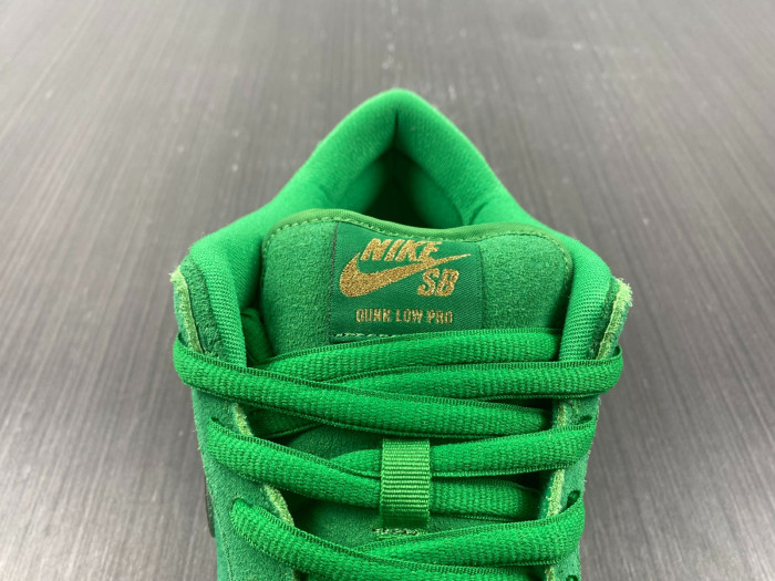 nike sb dunk low pro st. patR1ck
