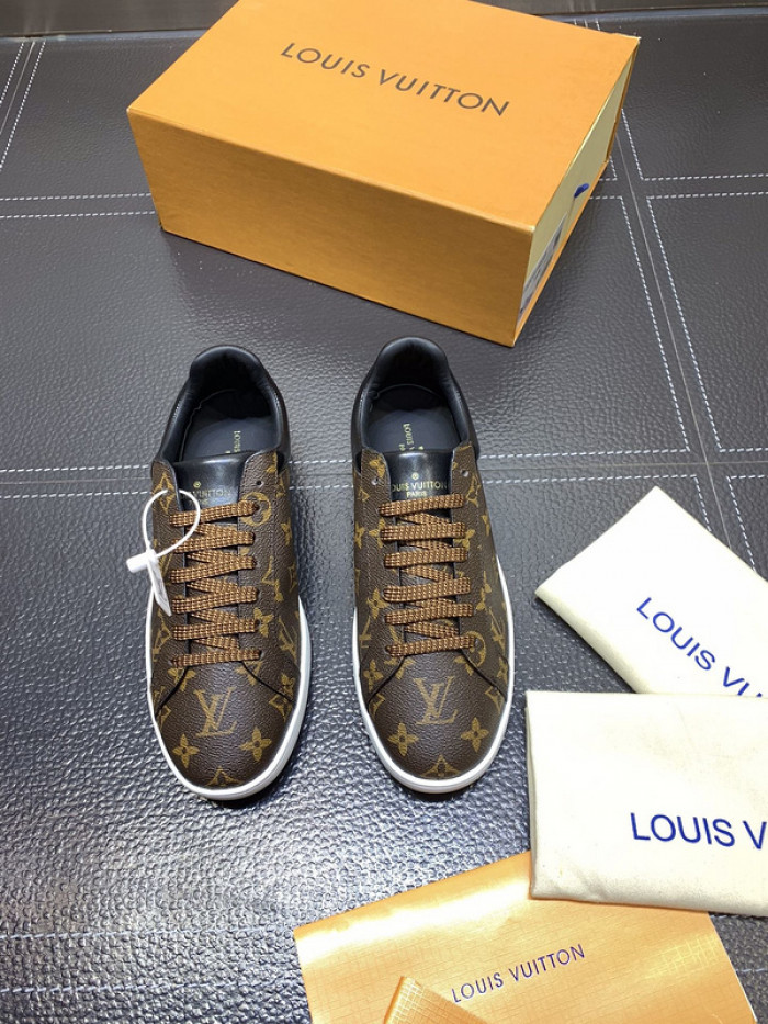 lovt sneaker