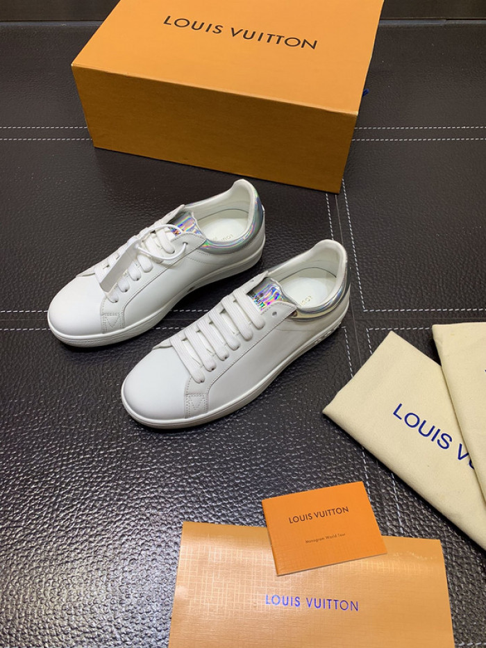 lovt sneaker