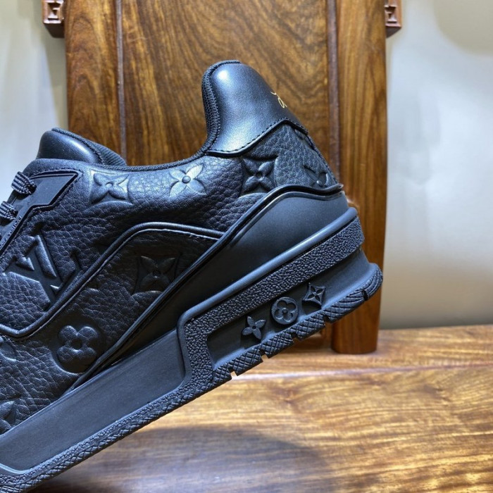 lovt sneaker