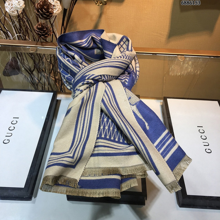 H**mes scarf