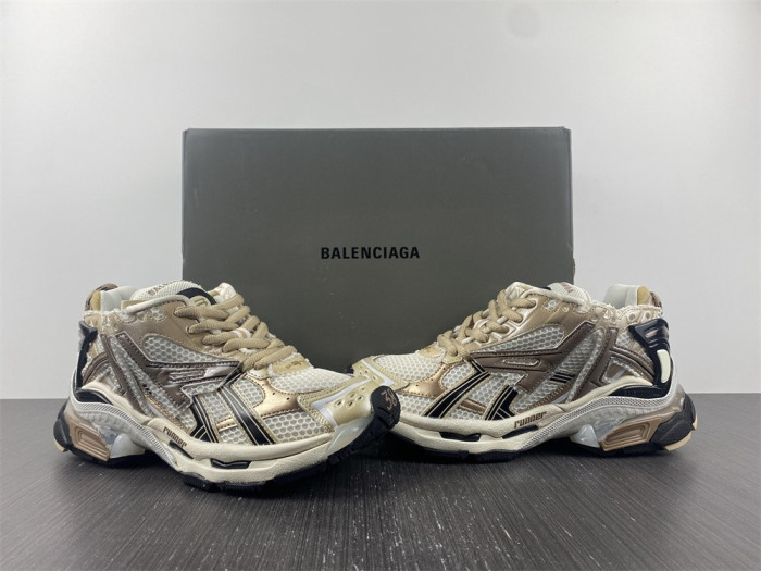 Ba*len*cia*ga runner beige black white 677403w3rn1 1125
