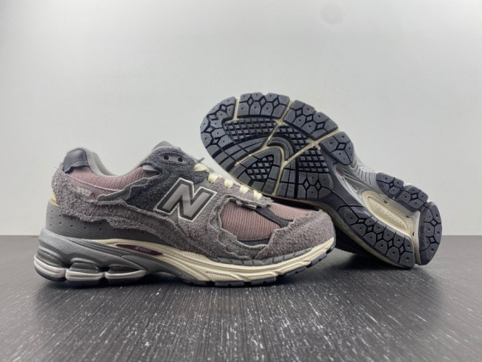 new Ba1an*e 2002r protection pack lunar new year dusty lilac m2002rdy