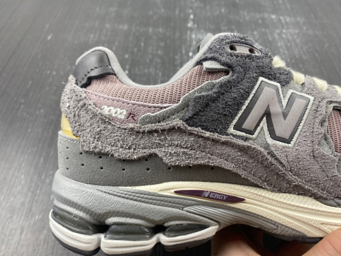 new Ba1an*e 2002r protection pack lunar new year dusty lilac m2002rdy