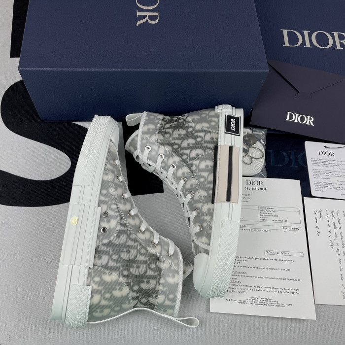 dr b23 homme kaws h903p161