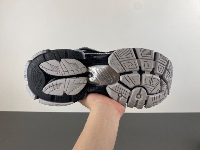 Ba1en*iaga runner graffiti bcr025