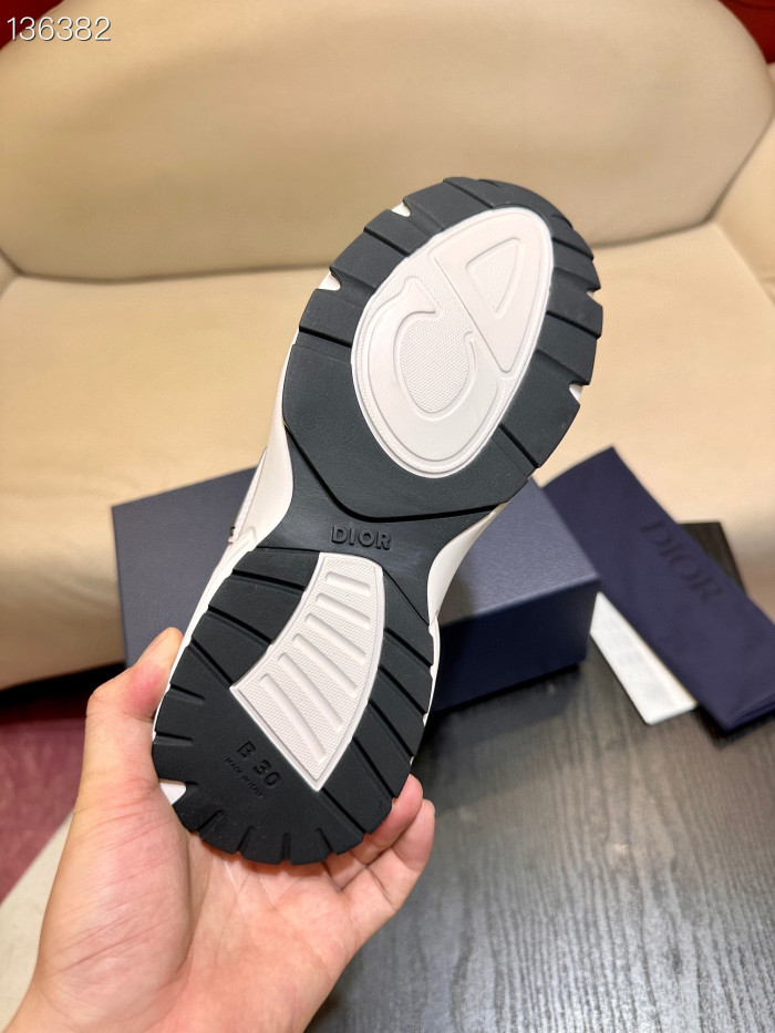 D10r b30 sneaker dr01